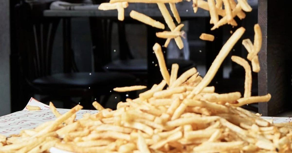 Ce restaurant à Toronto offre des frites gratuites tout l'été