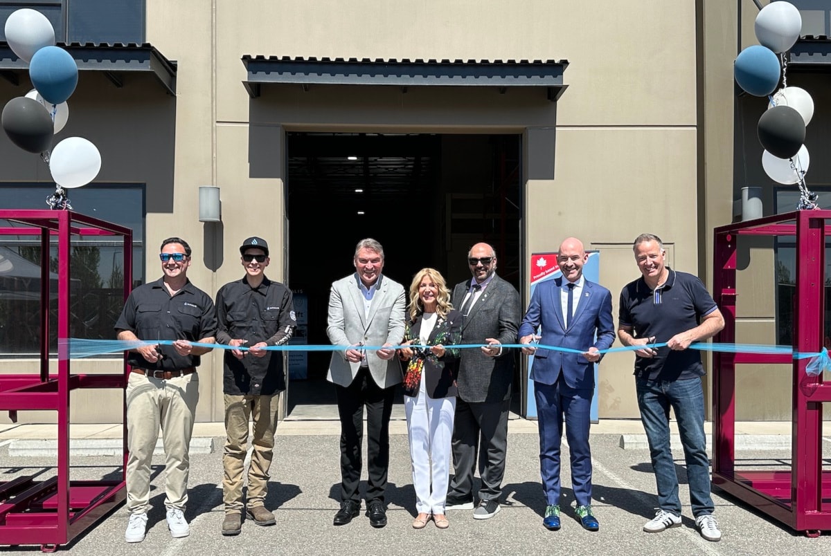 Le vice-gouverneur de la Colombie-Britannique met en lumière les entreprises de l’Okanagan lors de sa visite à Kelowna