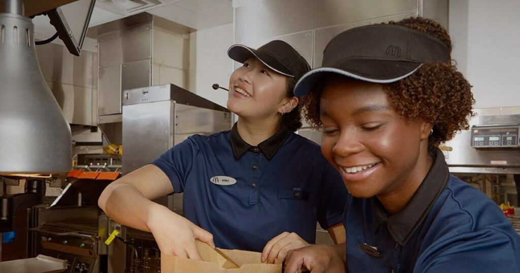 McDonald’s Canada recrute 20 000 emplois d'été : comment postuler facilement