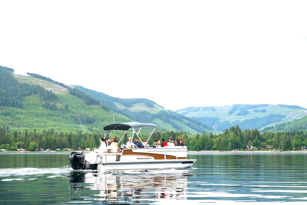 Première Nation de l'Île de Vancouver lance la location de matériel motorisé au lac Cowichan