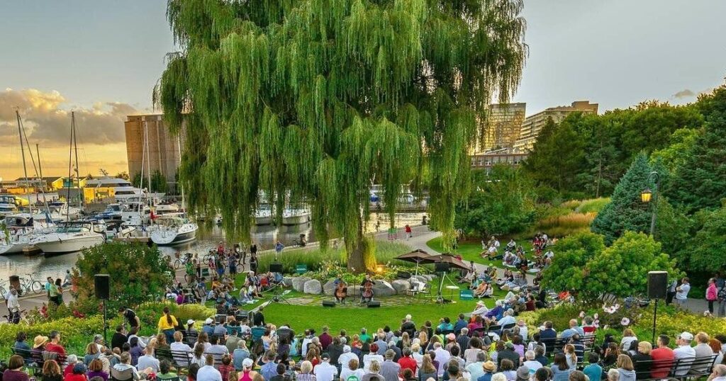 L'un des endroits les plus enchanteurs de Toronto organise des concerts en plein air gratuits cet été