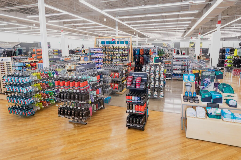 Mountain Equipment Company inaugure un nouveau magasin à Nanaimo