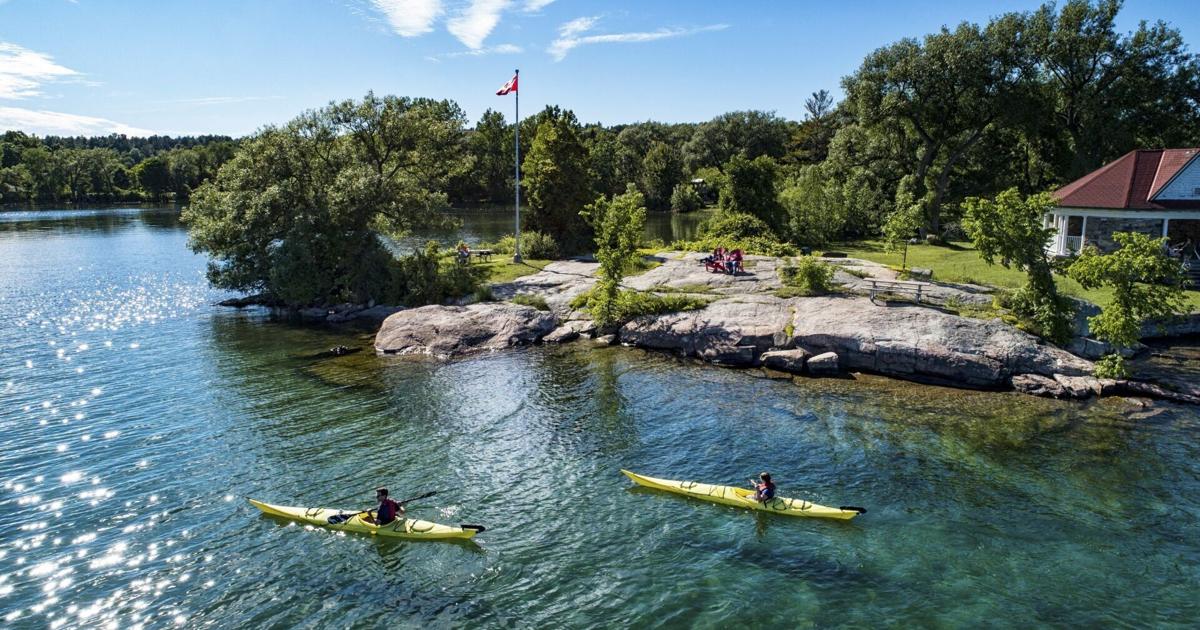 Nouveau pass de voyage canadien : camping, train et parcs nationaux à prix réduit cet été, ce qu'il faut savoir