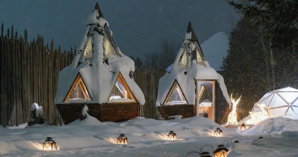 Endroit historique en Ontario offrant une expérience culinaire en plein air magique avec cristaux de glace et cabanes cosy dans un cadre pittoresque