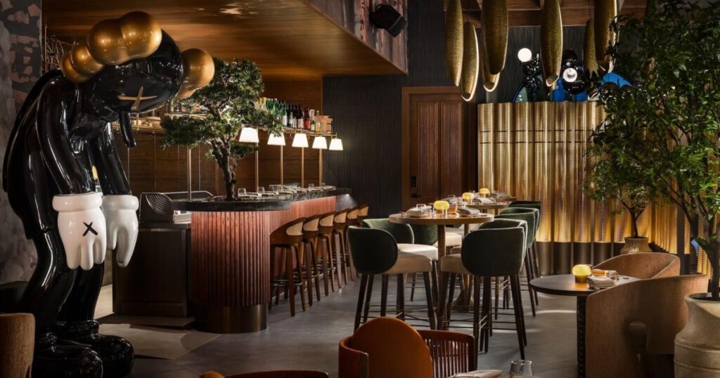 Nouveau restaurant et lieu de vie nocturne avec terrasse extérieure à Toronto