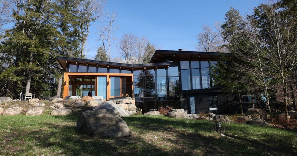 À l'intérieur du cottage de la rivalité passionnée : découvrez la escapade Muskoka que les fans du monde entier se déplacent pour visiter