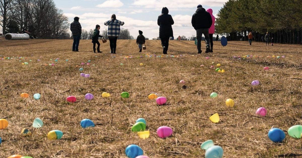 Ferme familiale dans la charmante ville patrimoniale au bord du lac en Ontario : célébration de Pâques avec un sentier enchanté