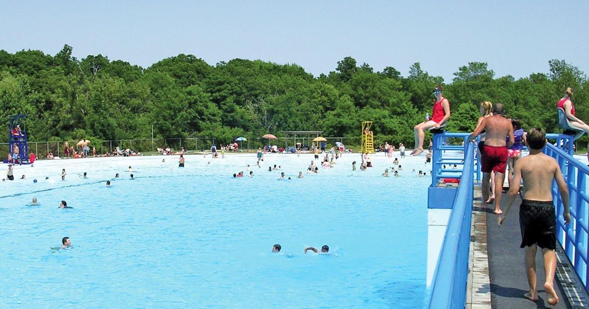 Piscine extérieure de 1,85 acre en Ontario : la plus grande du Canada, quand en profiter
