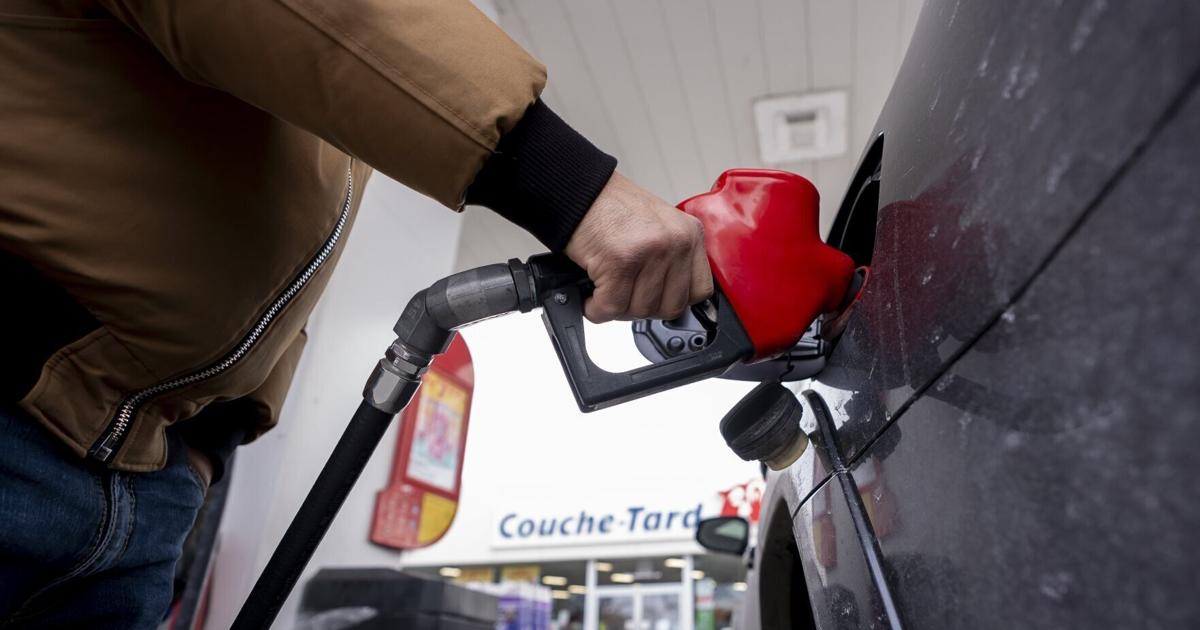 Risque de récession au Canada en hausse : la flambée des prix du pétrole menace la consommation des ménages