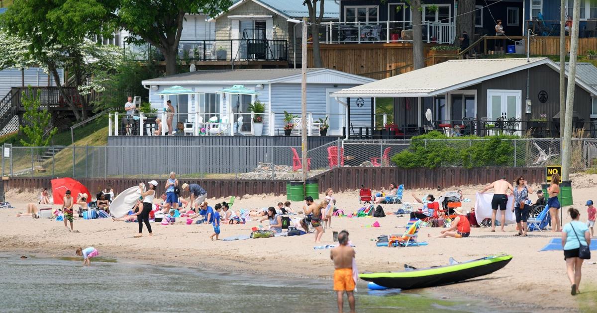 Découvrir Port Dover : Guide touristique pour une excursion d'une journée depuis Hamilton vers la station balnéaire au bord du lac Érié
