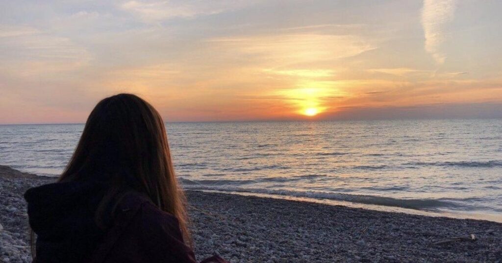 Découvrir les trésors cachés d’une ville charmante au bord du lac en Ontario, sites méconnus à ne pas manquer lors de votre visite
