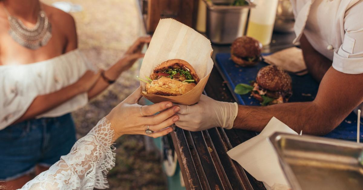 Festival de quatre jours à Toronto avec plus de 20 camions de restauration dans un parc local