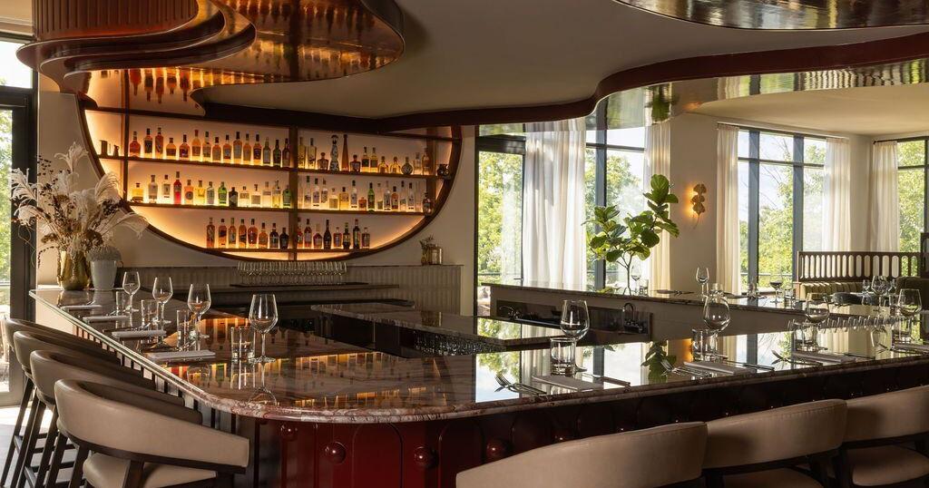Vieille propriété en bord de l'eau dans la région culinaire d'Ontario : ouverture d'un nouveau restaurant historique