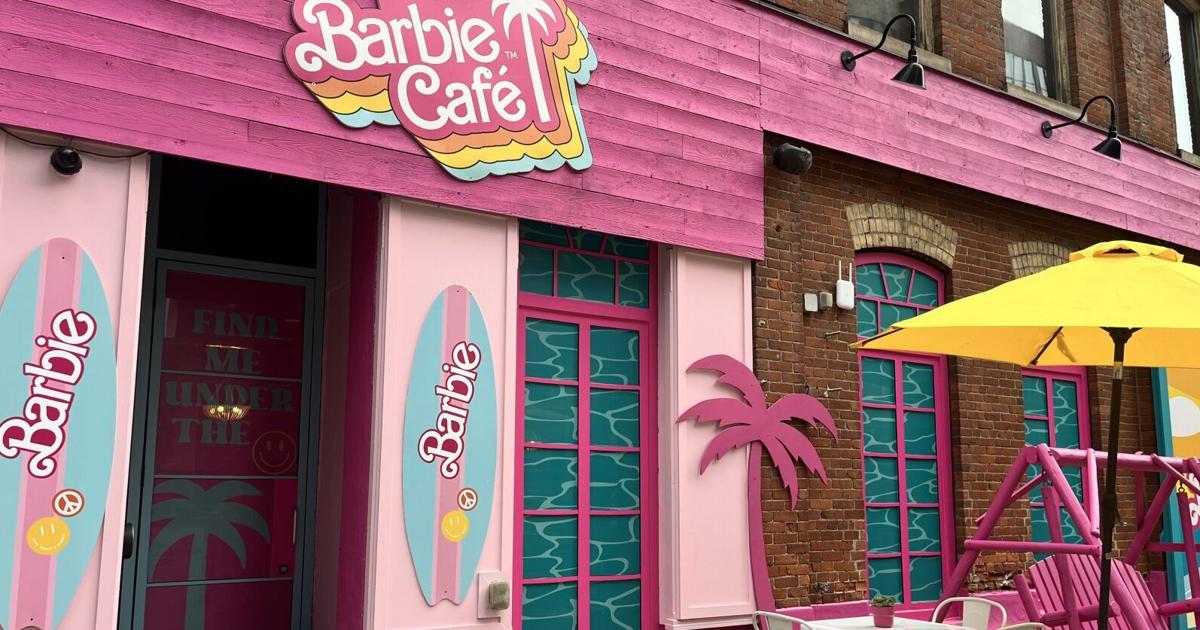 Découvrez le premier café Malibu Barbie au Canada à Toronto : une immersion dans l'univers coloré et ludique