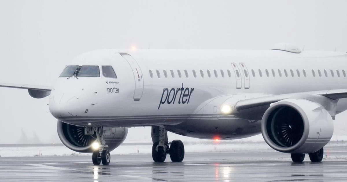 Pas de ceinture, pas de vol : un jeune enfant refuse de s'asseoir et de boucler sa ceinture, le vol de Porter à destination de Toronto annulé