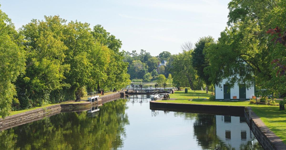 Village préservé du 19e siècle, l’un des plus anciens et historiques de l’Ontario, donne l’impression de remonter dans le temps