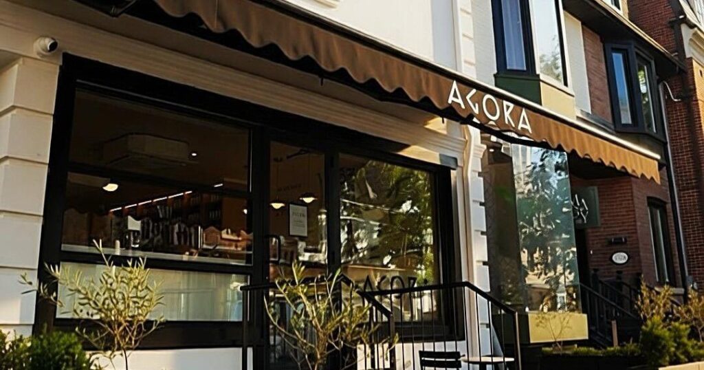 Équipe derrière un restaurant grec populaire ouvre un nouveau restaurant décontracté à Toronto avec un jardin secret situé à l'arrière