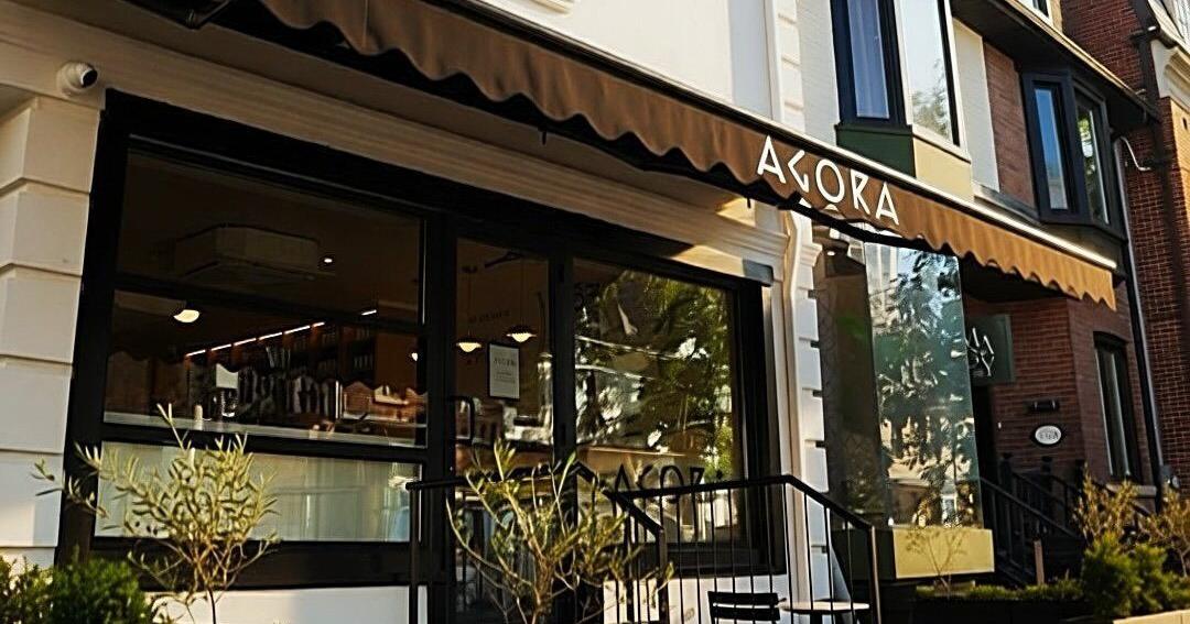 Équipe derrière un restaurant grec populaire ouvre un nouveau restaurant décontracté à Toronto avec un jardin secret situé à l'arrière