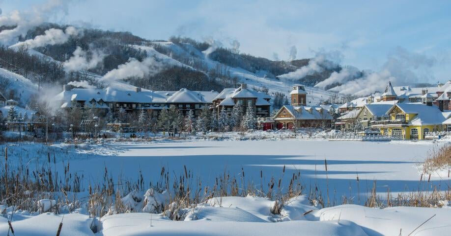Pas de skis ? Aucun problème : comment profiter de la 85e saison d'hiver au Blue Mountain Resort en Ontario en dehors des pistes