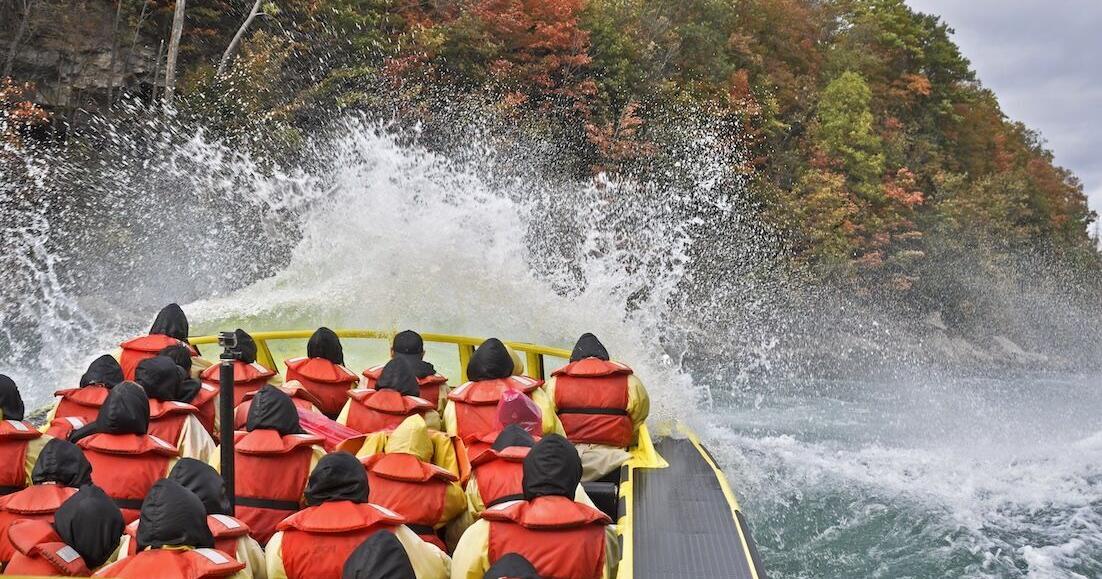 Pourquoi le mois d'octobre est-il le meilleur moment pour visiter Chutes du Niagara : découvrez pourquoi vous devriez partir dès maintenant